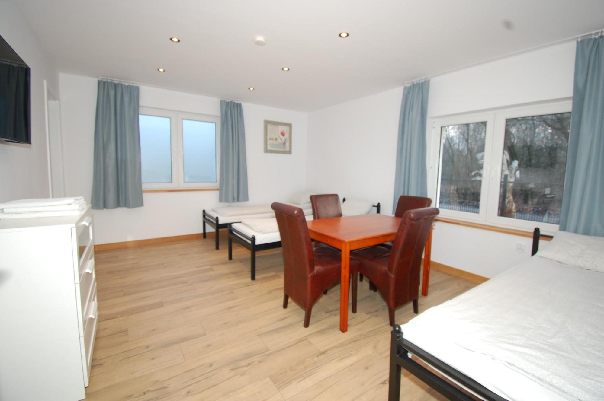 Letnia Oaza "Akacja" Apartment Sobienie Jeziory Exterior foto